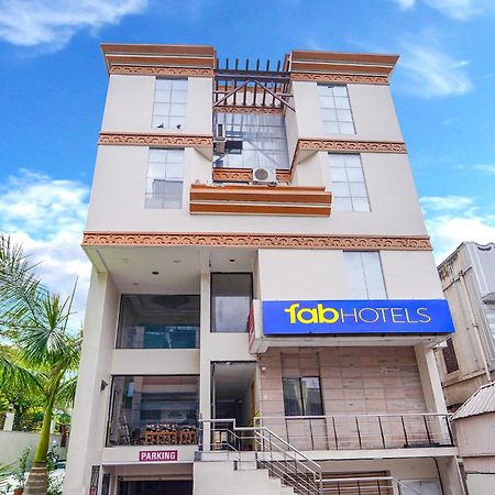Fabhotel Ess Paradise - Nr Bus Stand Коимбаторе Екстериор снимка