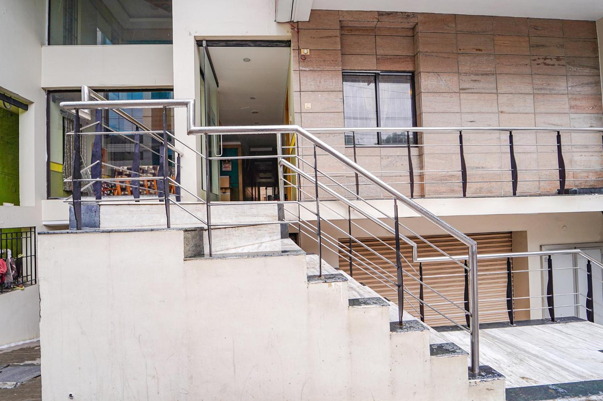 Fabhotel Ess Paradise - Nr Bus Stand Коимбаторе Екстериор снимка
