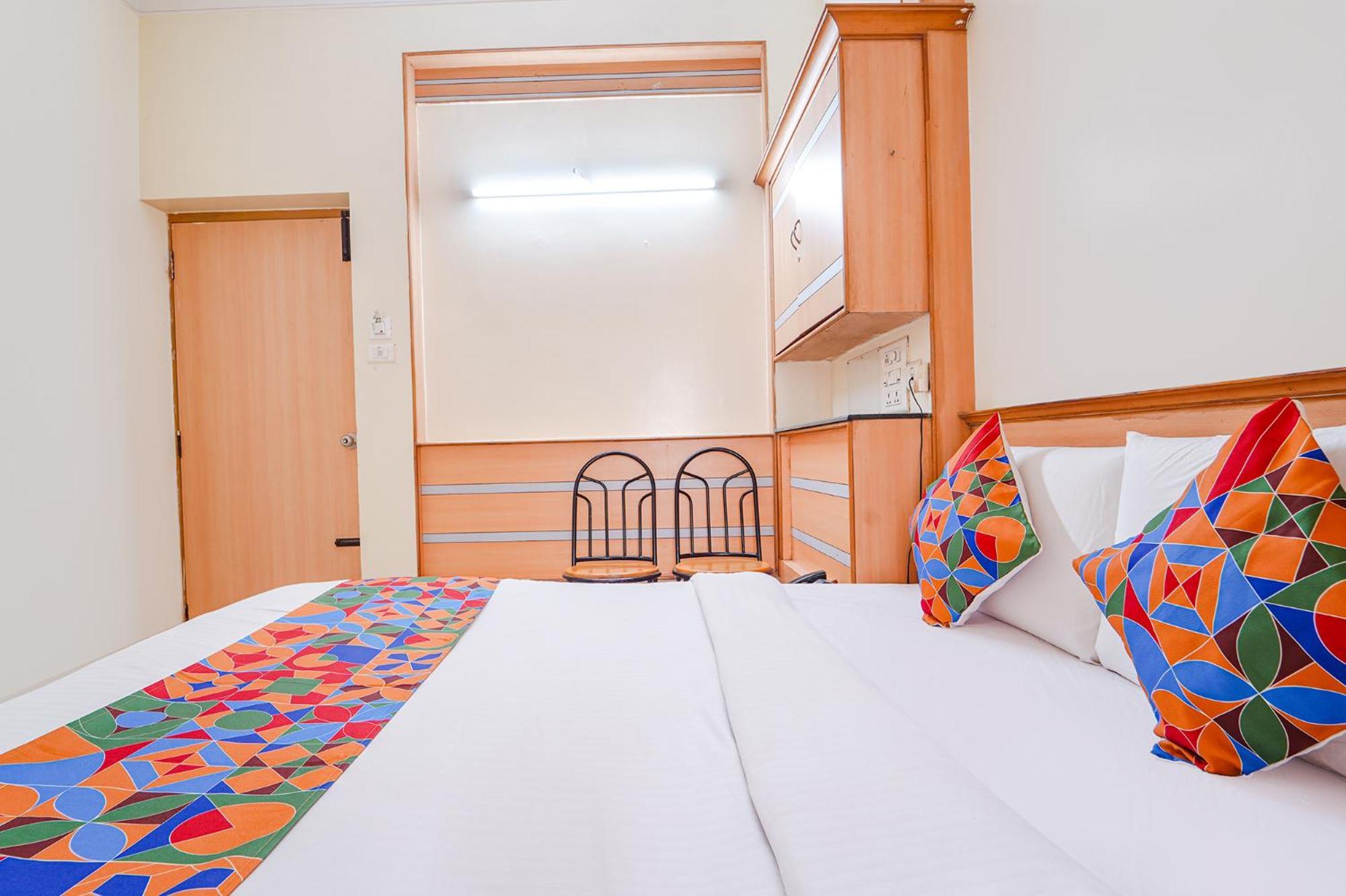 Fabhotel Ess Paradise - Nr Bus Stand Коимбаторе Екстериор снимка
