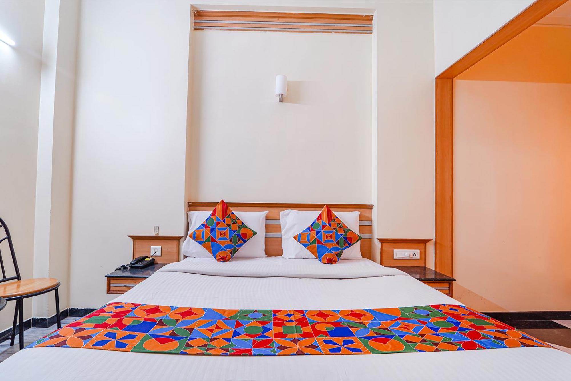 Fabhotel Ess Paradise - Nr Bus Stand Коимбаторе Екстериор снимка
