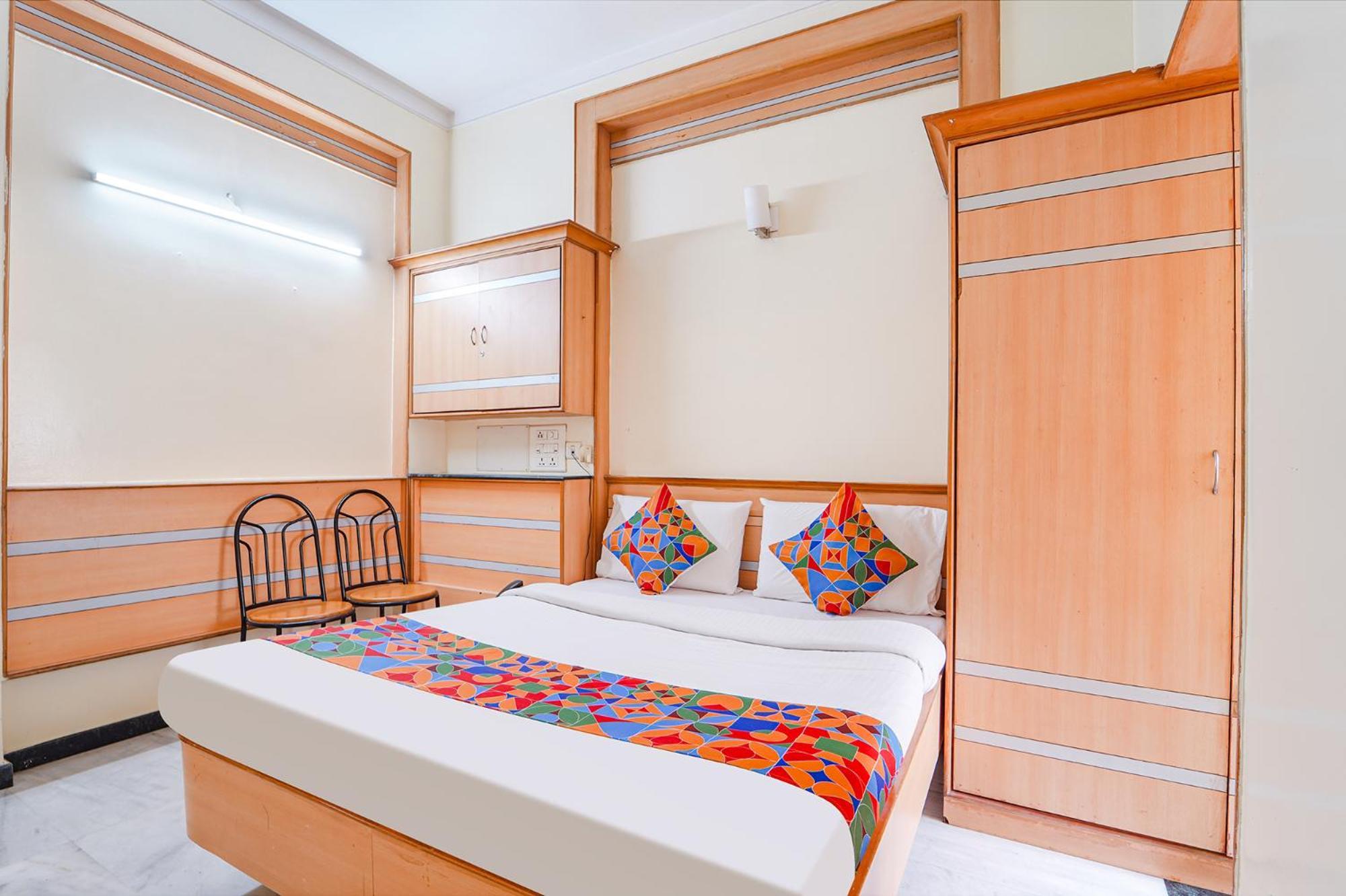 Fabhotel Ess Paradise - Nr Bus Stand Коимбаторе Екстериор снимка