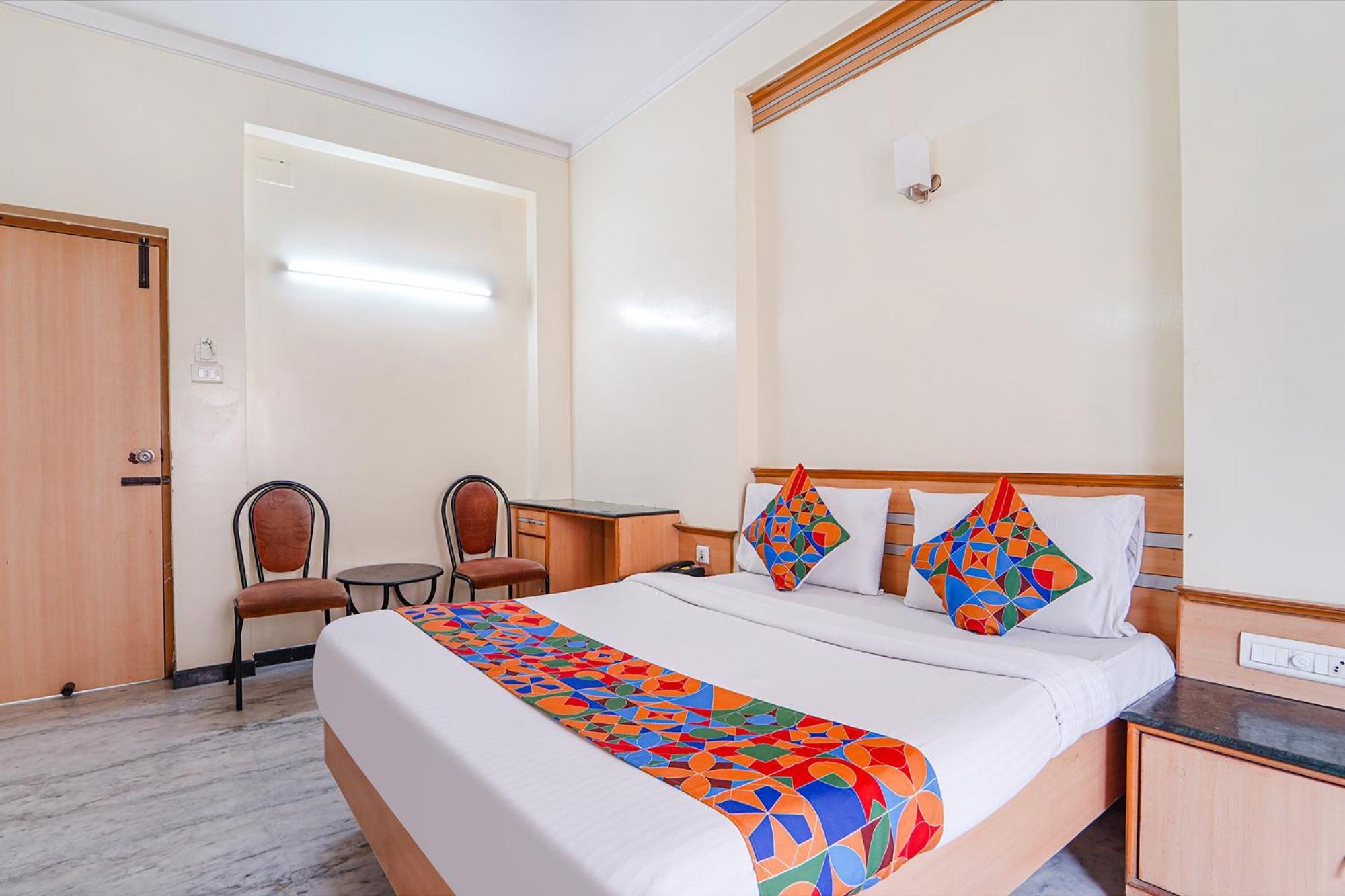 Fabhotel Ess Paradise - Nr Bus Stand Коимбаторе Екстериор снимка