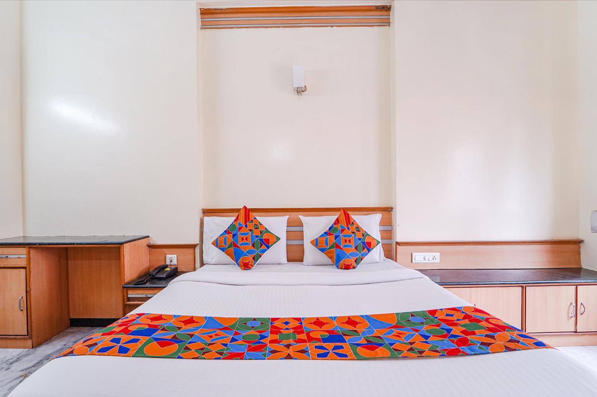Fabhotel Ess Paradise - Nr Bus Stand Коимбаторе Екстериор снимка
